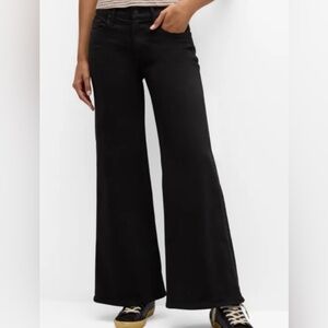 MOTHER Black Tomcat Roll Fray Jeans